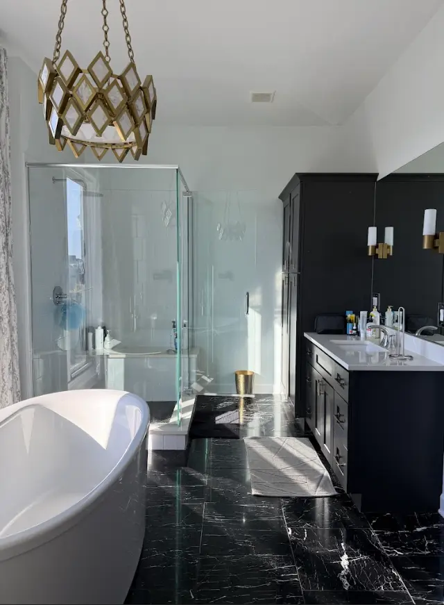 Move-in and move-out cleaning in Chicago